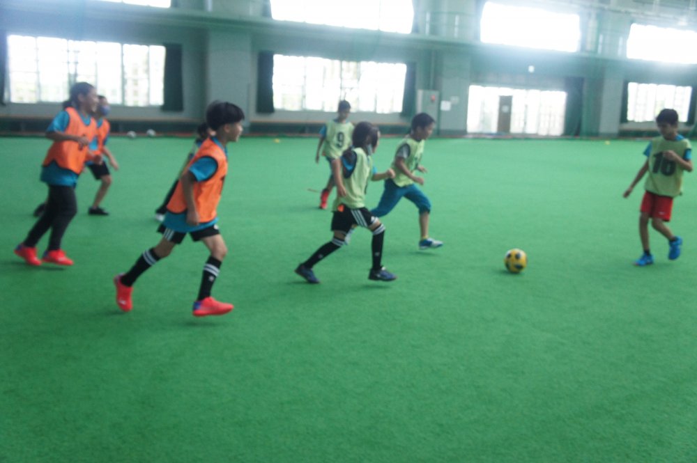 沖縄県名護市でキッズサッカー行っています。