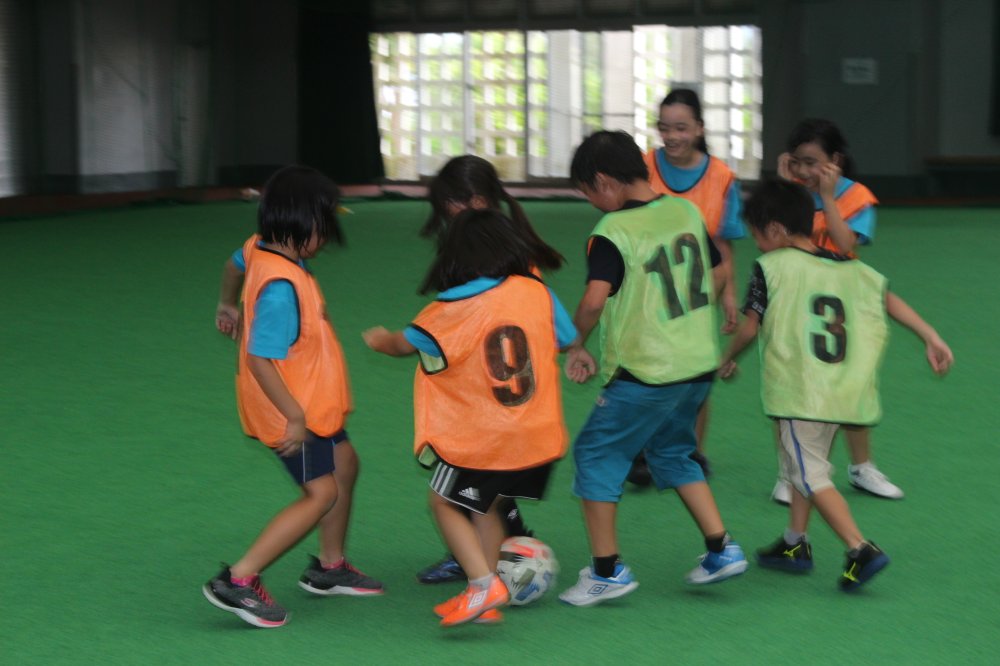 沖縄県名護市でキッズサッカー行っています。