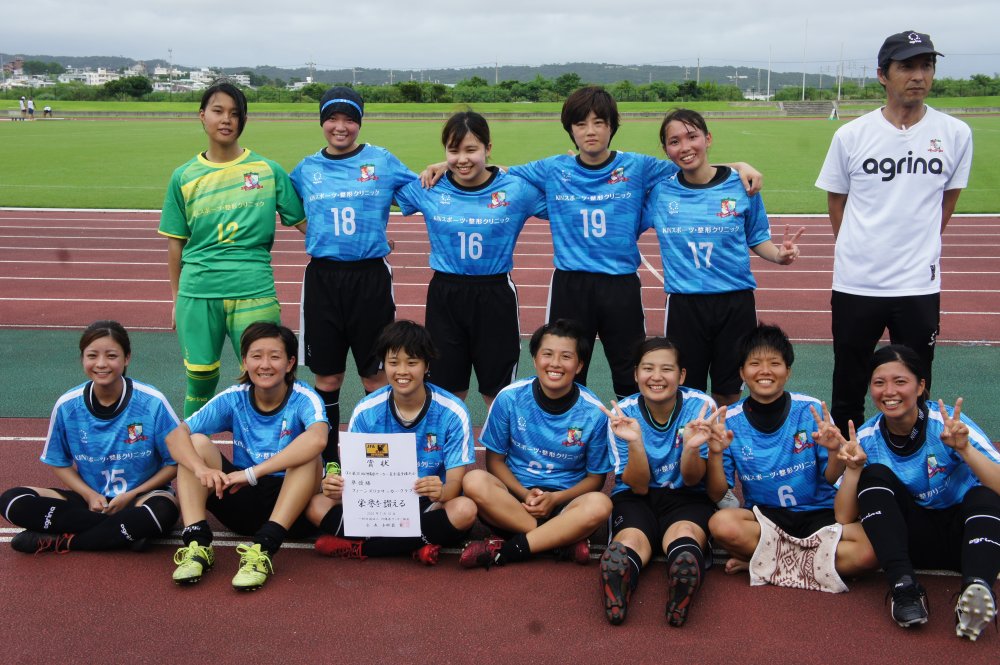 沖縄県女子サッカーを盛り上げるクラブです。