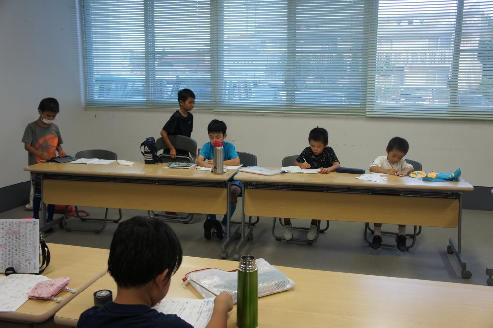 沖縄県名護市でキッズサッカー行っています。