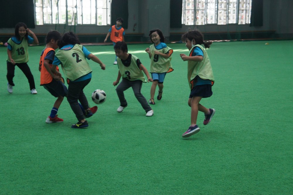 沖縄県名護市でキッズサッカー行っています。