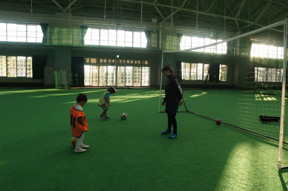 沖縄県名護市でキッズサッカー行っています。