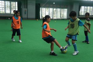 沖縄県名護市でキッズサッカー行ってます。